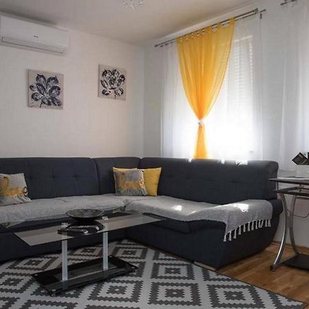 Apartmani Oaza Daruvar Buitenkant foto